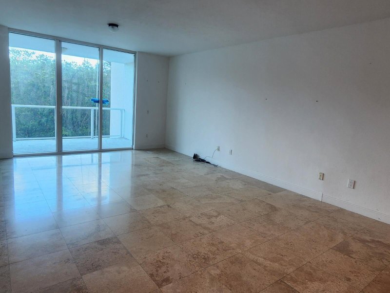 Condo for sale at One Fifty One at Biscayne 202