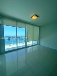 Comprar apartamento no Paramount Bay 3804