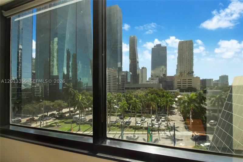 Comprar apartamento no The Club At Brickell Bay 505-B