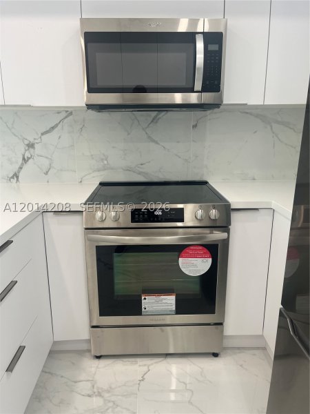 Condo for sale at Alexander Towers 210
