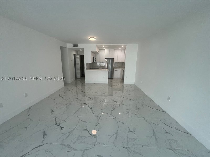 Condo for sale at Alexander Towers 210