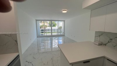 Comprar apartamento no Alexander Towers 210