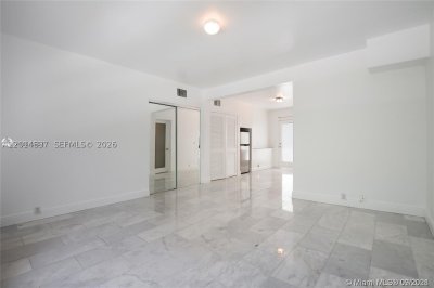 Comprar apartamento en Jefferson Condo