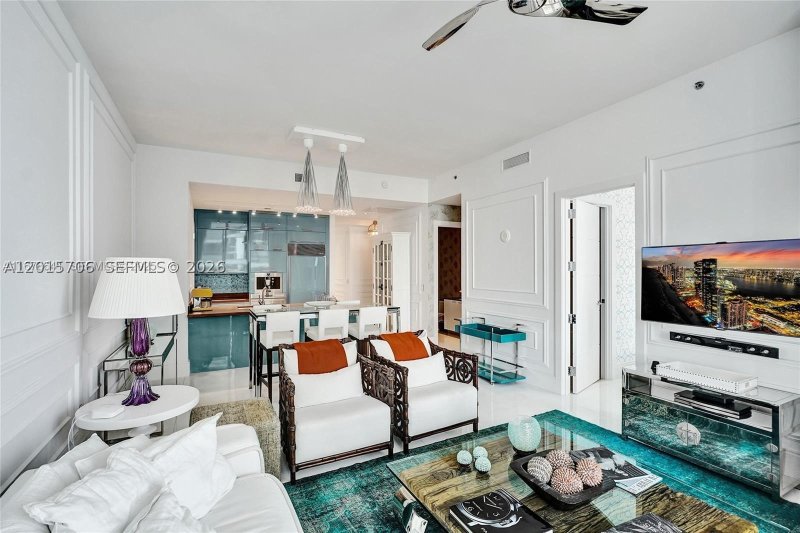Apartment for rent at Trump Tower Three 3302