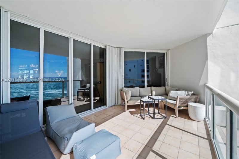 Alquiler de apartamento en The Mirage 9J