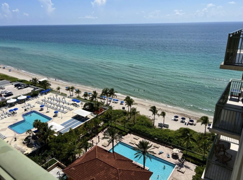 Apartment for rent at 2080 Ocean Drive 1608