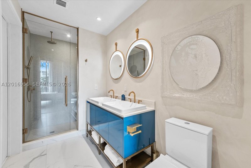 Comprar apartamento en MR. C Residences 315