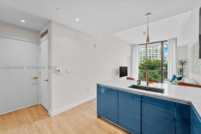 Comprar apartamento en MR. C Residences 315