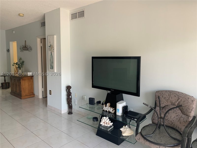 Apartment for rent at The Hemispheres MZM