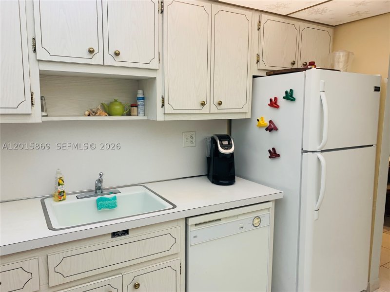 Apartment for rent at The Hemispheres MZM