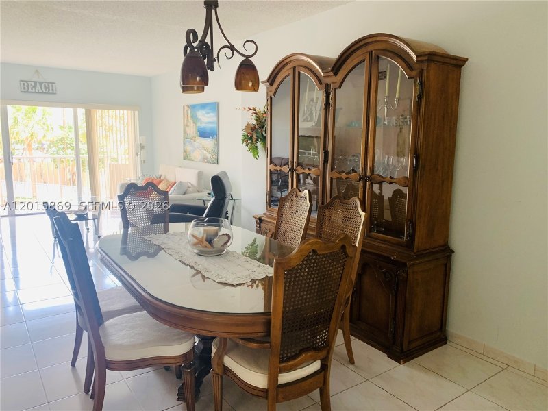 Apartment for rent at The Hemispheres MZM