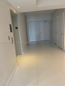 Comprar apartamento no 1010 Brickell 3704