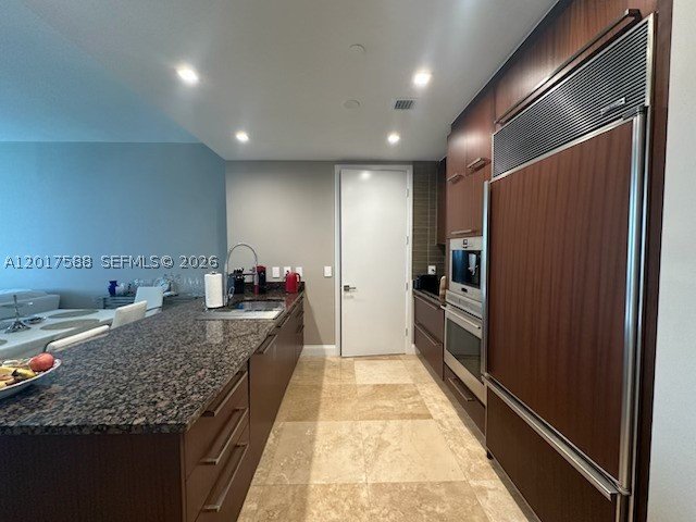 Apartment for rent at Trump Tower Three 2102
