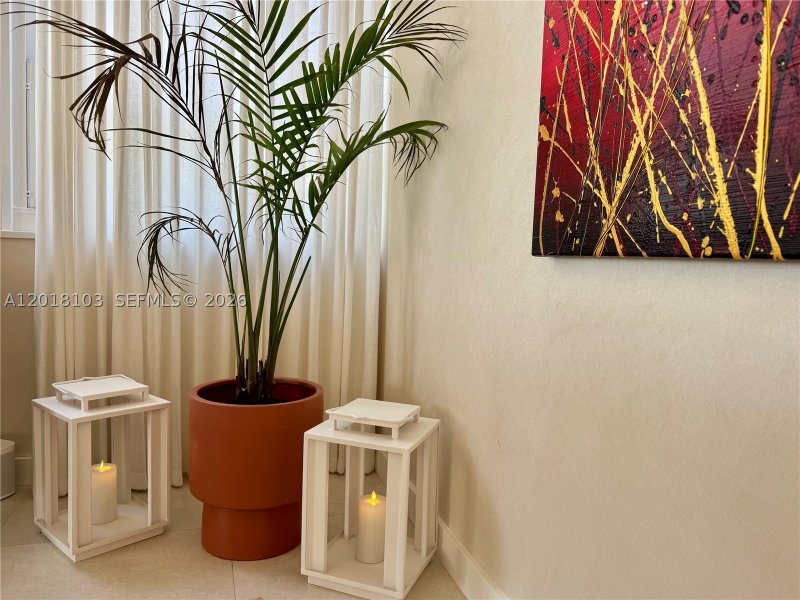 Comprar apartamento en Grove Isles Tower III C410