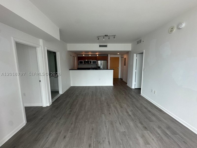 Apartment for rent at Vizcayne Everglades On The Bay 1910