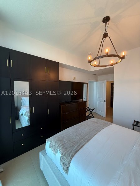 Comprar apartamento en Ocean Marine Yacht Club 312