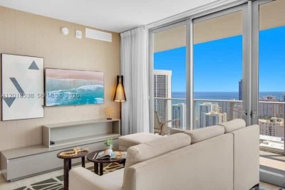 Comprar apartamento en Hyde Beach House R2708