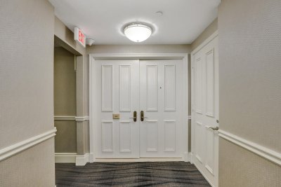 Comprar apartamento no Acqualina Resort & Spa Apt 3103