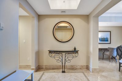 Comprar apartamento no Acqualina Resort & Spa Apt 3103