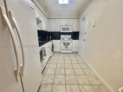 Comprar apartamento en The Wave Condo 433