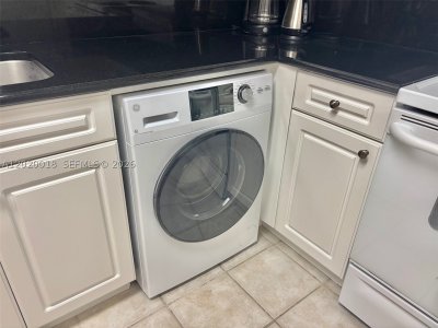 Comprar apartamento en The Wave Condo 433
