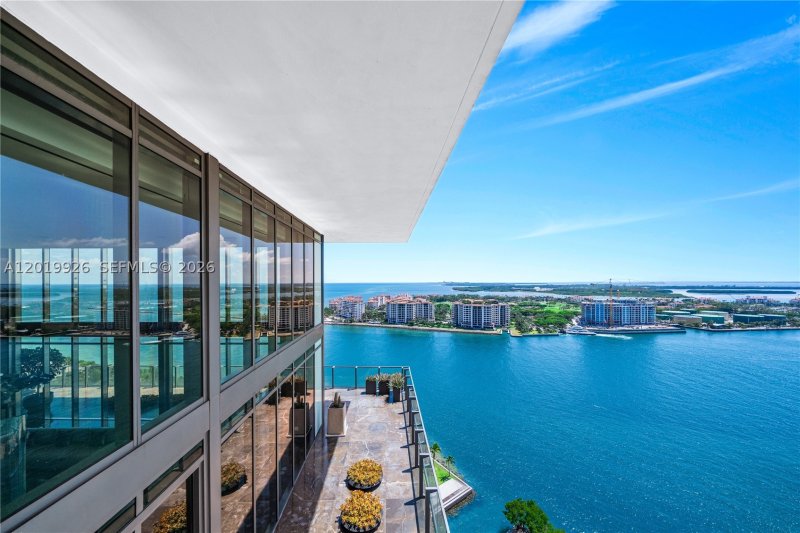 Condo for sale at Apogee Penthouse 22