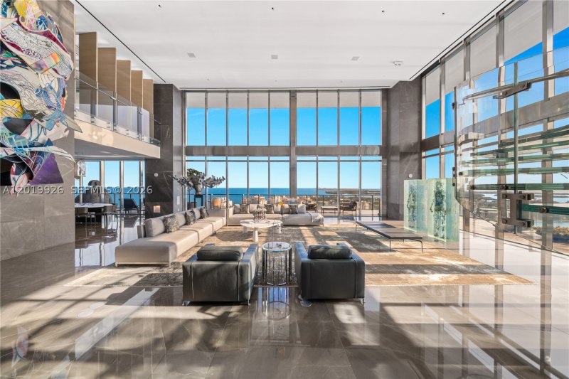 Condo for sale at Apogee Penthouse 22
