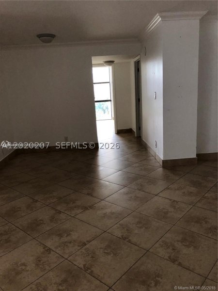 Apartment for rent at Plaza of the Americas 711