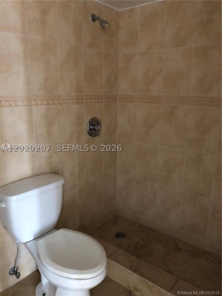 Apartment for rent at Plaza of the Americas 711