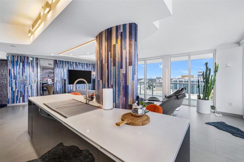 Alquiler de apartamento en Akoya 2301