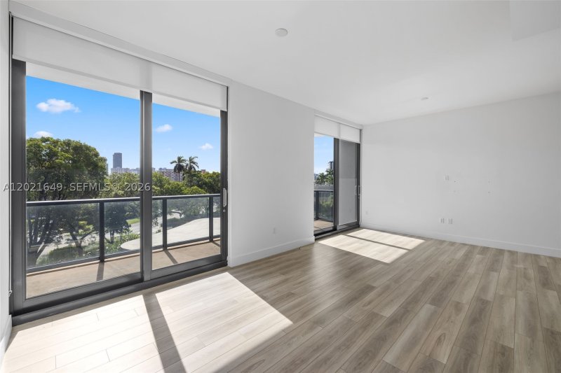 Apartment for rent at Mondrian Hallandale 204