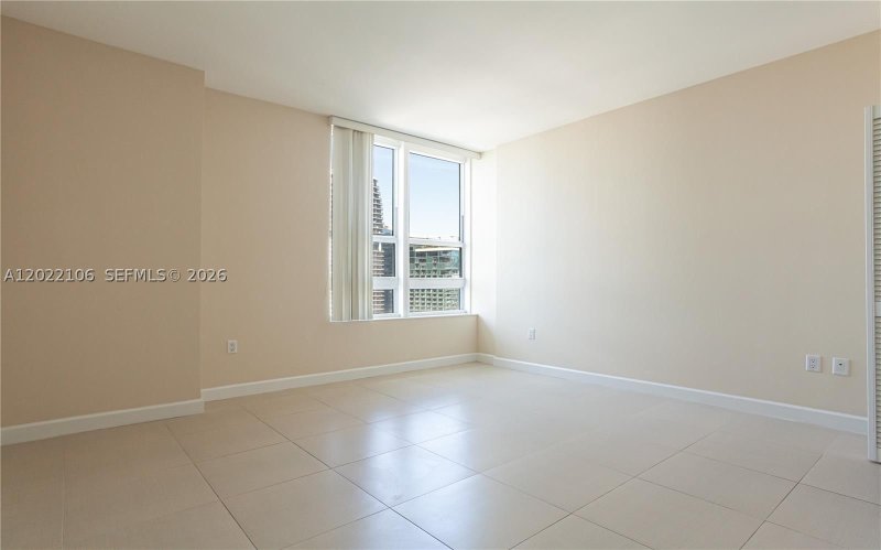 Apartment for rent at The Plaza Tower II 4009