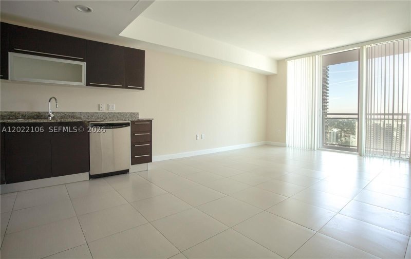 Apartment for rent at The Plaza Tower II 4009