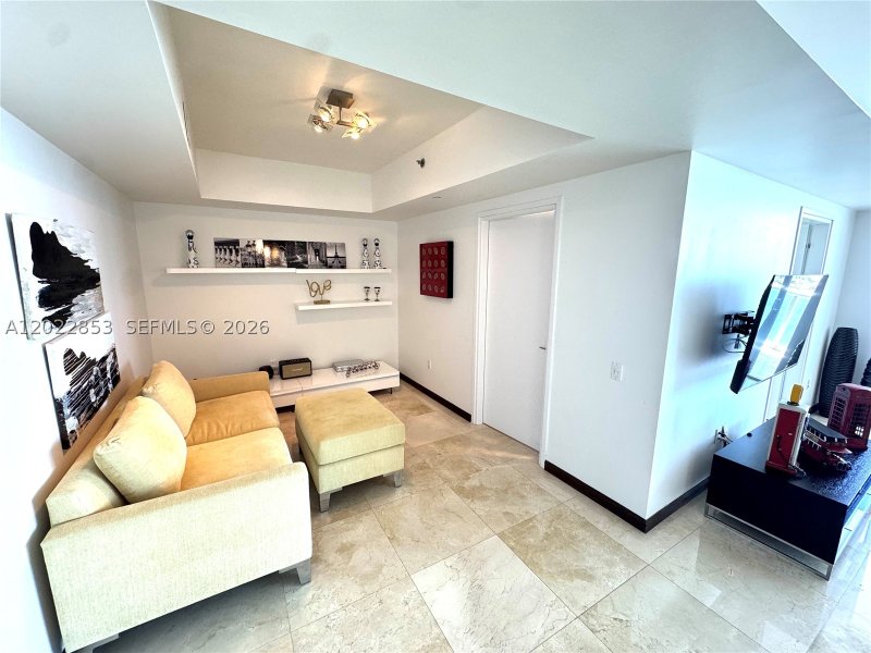 Comprar apartamento en Icon South Beach 3505