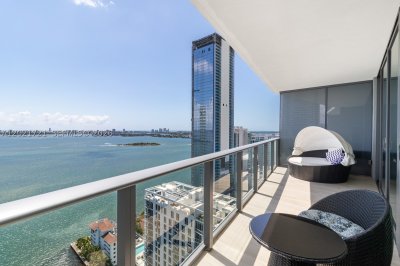 Icon Bay Apt #3105