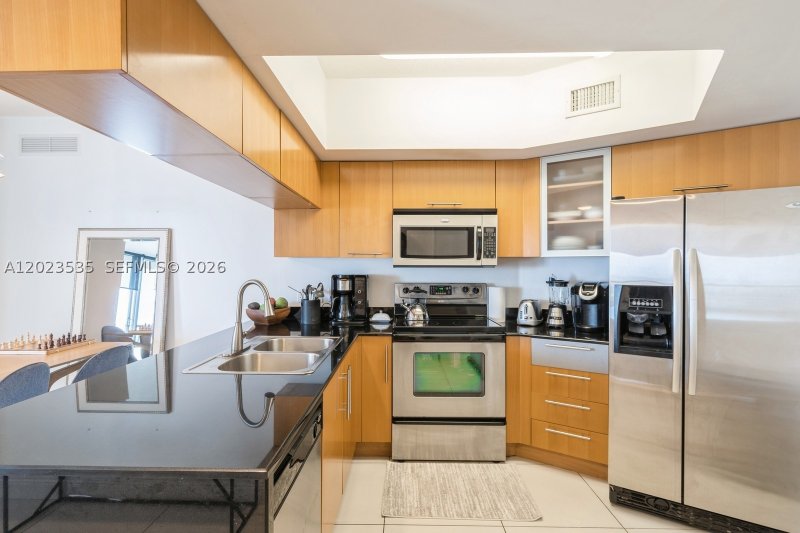 Condo for sale at Opera Tower 4702