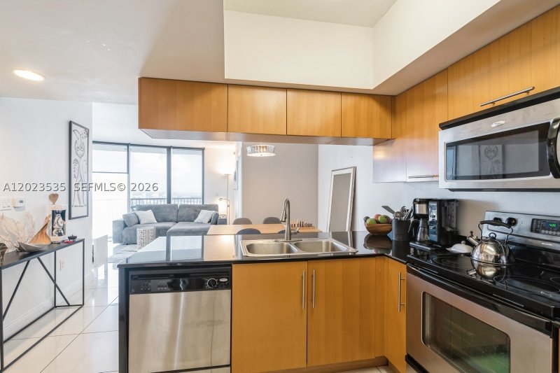 Condo for sale at Opera Tower 4702
