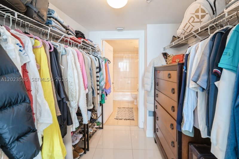 Condo for sale at Opera Tower 4702
