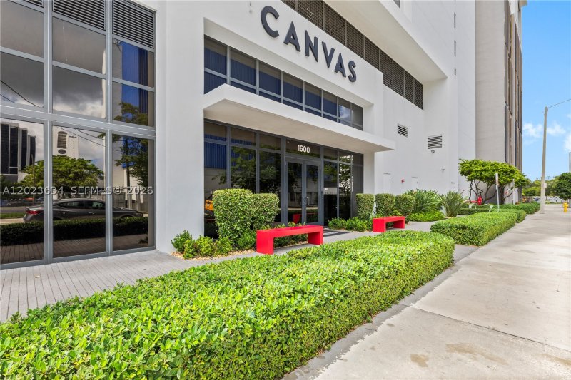 Condo for sale at Canvas 1612