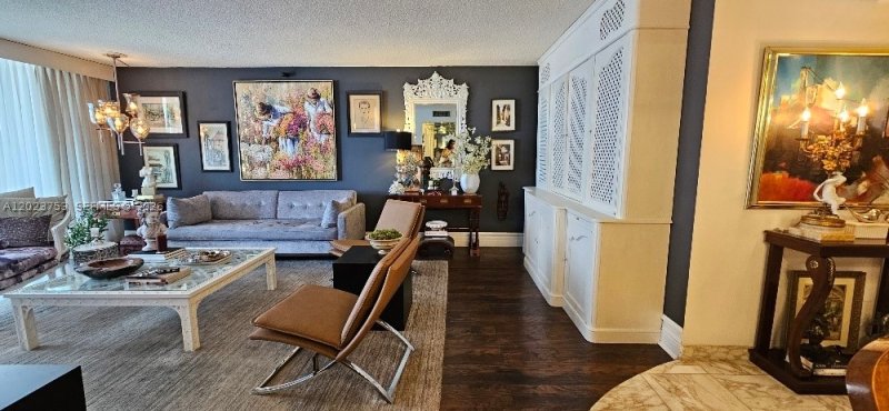 Condo for sale at Del Prado South Tower 901