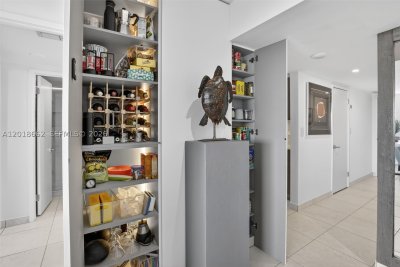 Comprar apartamento en Waterview 1431