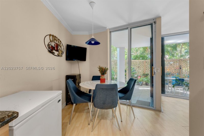 Property photo # 4