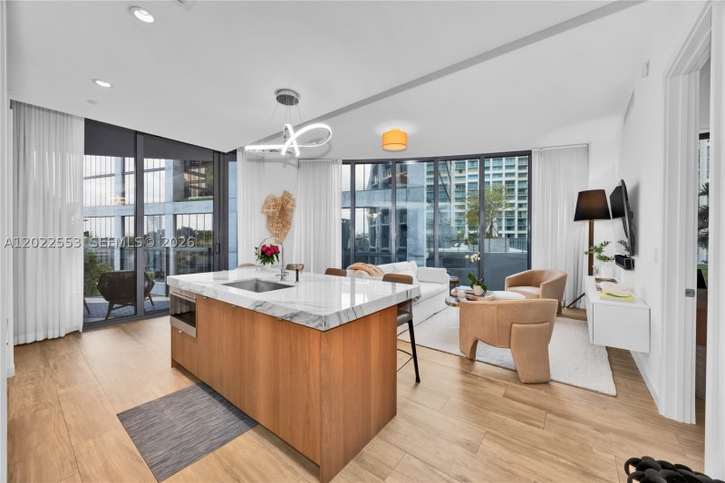 Comprar apartamento en Park Grove Club Residences 705