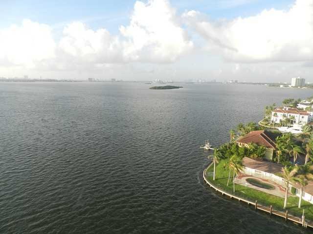 Condo for sale at Majorca Towers 706