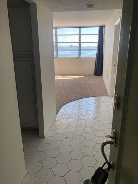 Condo for sale at Majorca Towers 706