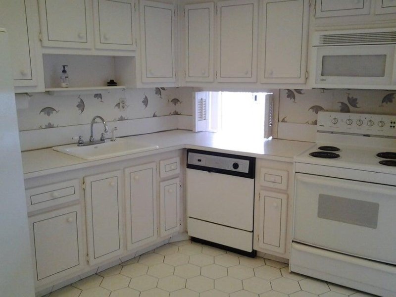 Condo for sale at Majorca Towers 706