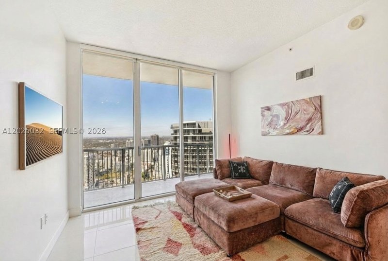Apartment for rent at Opera Tower 5611