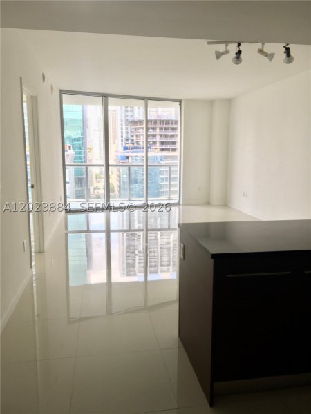 Condo for sale at Icon Brickell Tower I 1614