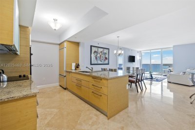 Aluguel de apartamento no Beach Club Two 2804