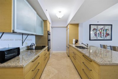 Aluguel de apartamento no Beach Club Two 2804